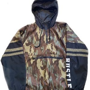 Rue21 Camouflage print Windbreaker 🖤